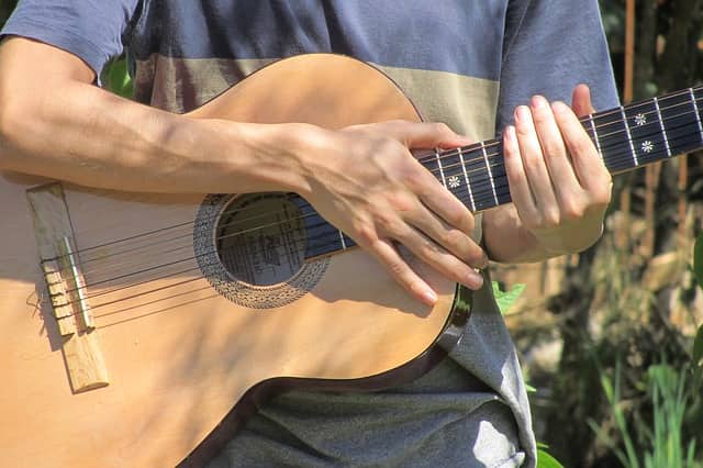 Asesórate con un profesor de guitarra